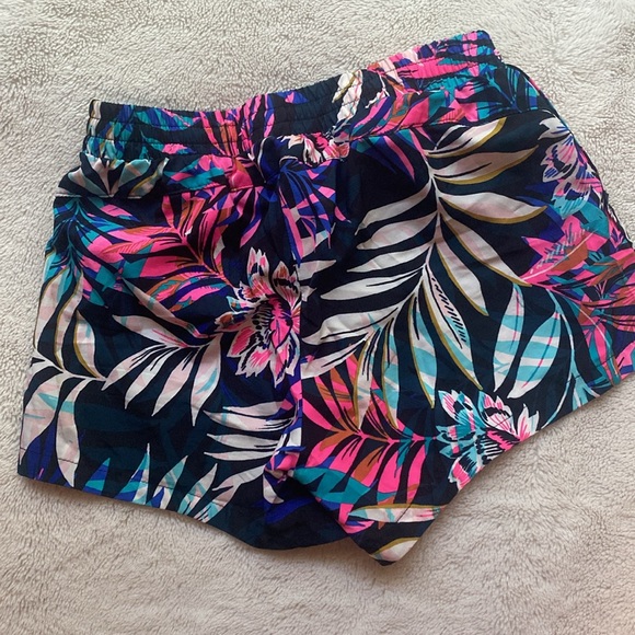 Girls athletic shorts - Picture 2 of 4